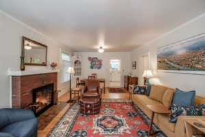 Campus-Cottage-Furnished